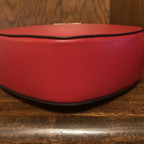 NWT Kate Spade Love Shack Heart Crossbody Purse Candied Cherry Red $329 - Picture 11 of 11